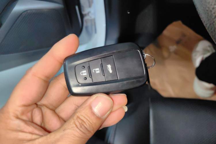 Used Toyota Levin 2021 Dual-Motor 1.8H E-CVT Leading Edition
