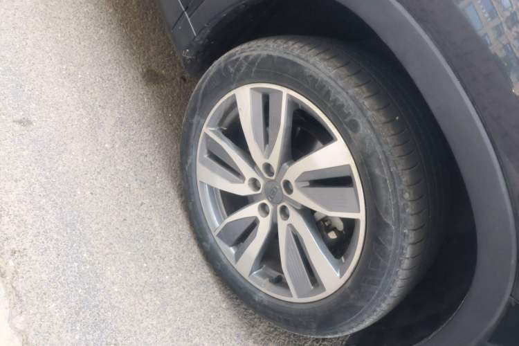 Used Geely Auto Haoyue 2020 1.8TD DCT Flagship 7-Seater Right Front Wheel Hub