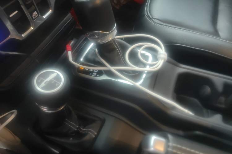 Used Jeep Wrangler 2018 2.0T Sahara Four-Door Edition