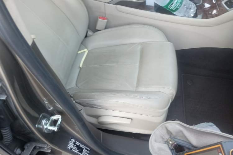 Used Buick LaCrosse 2013 2.4L SIDI Leading Comfort Version
