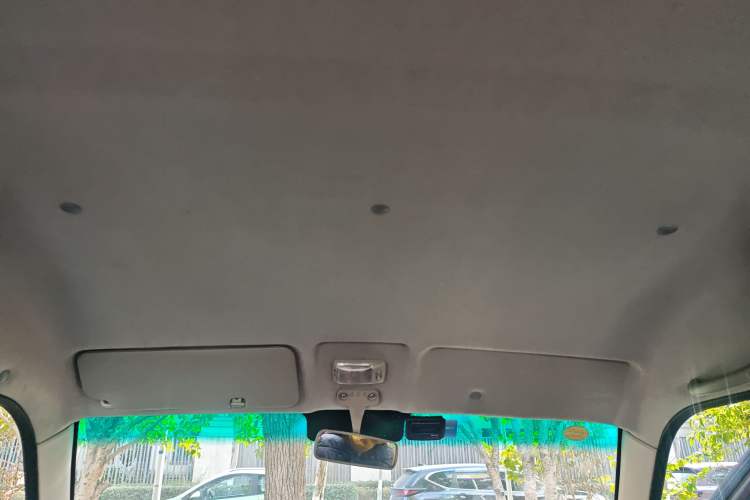 Used Jinbei Hiace X30 2022 1.5L Business-Class Central Air-Conditioned Coach China VI Standard SWC15M Headliner