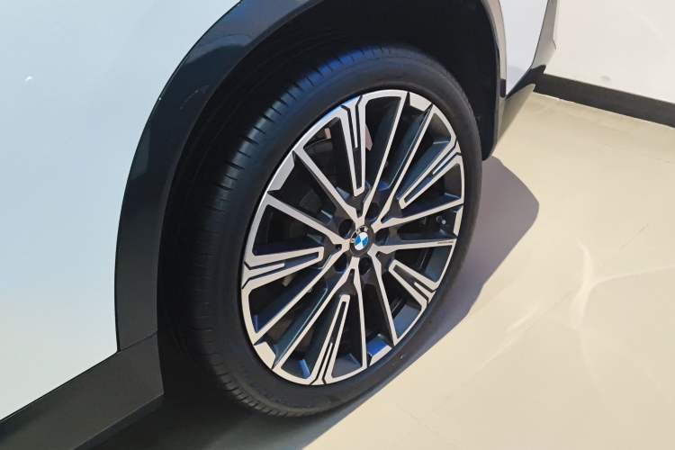 Used BMW X1 2023 xDrive25Li X Design Package
