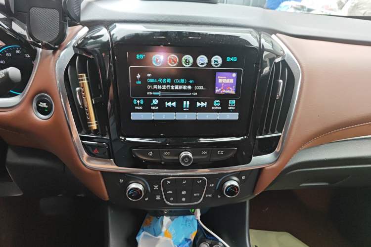 Used Chevrolet Equinox  Audio And AC Panel