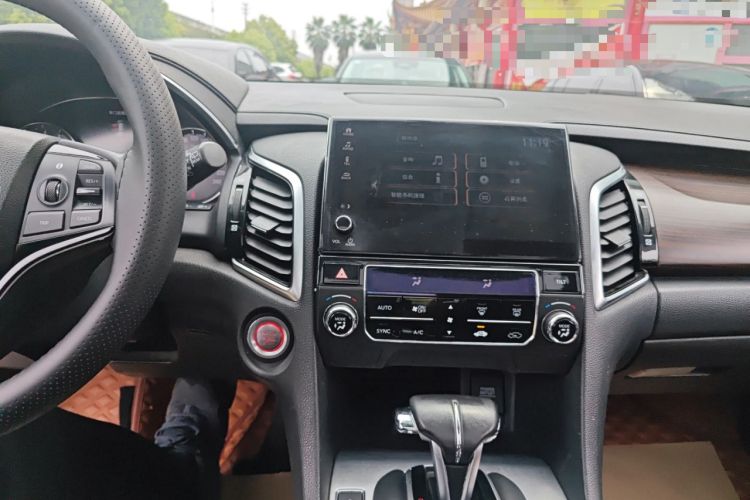 Used Honda Avancier 2017 240TURBO Two-Wheel Drive Comfort Version Audio And AC Panel