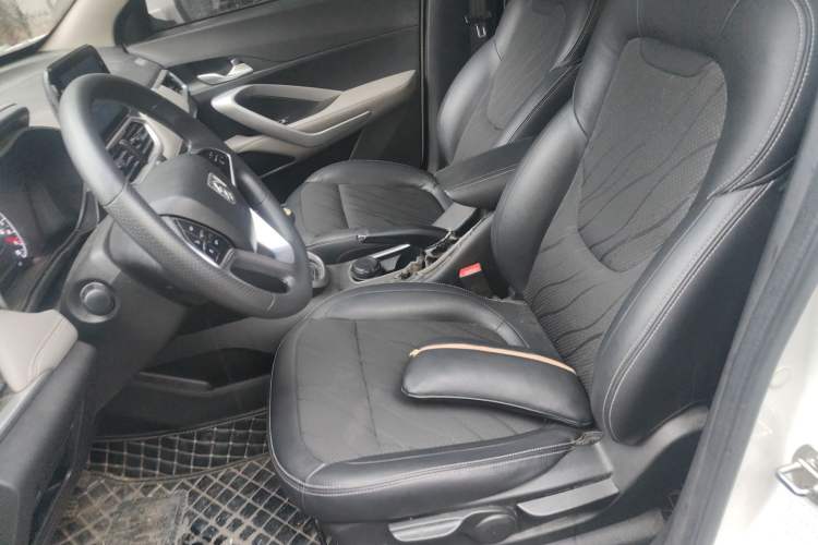 Used Baojun 510 2017 1.5L manual Comfort trim