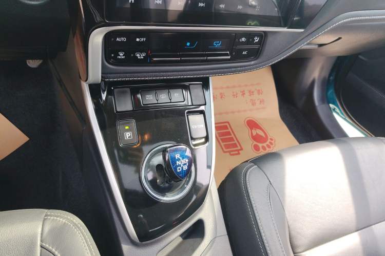 Used Toyota Corolla Hybrid E+ 2020 1.8L E-CVT Comfort Edition Gear Lever