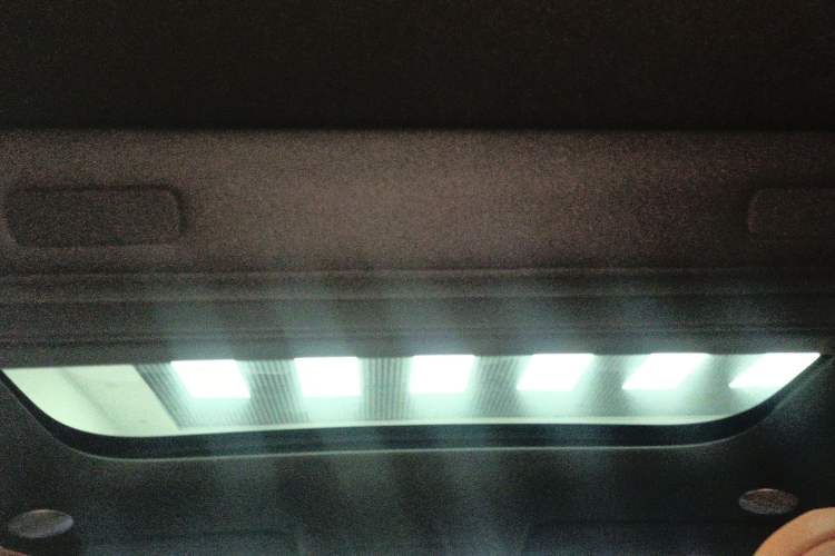 Used Hima AITO M9 2024 Range-Extended Ultra Version 42 kWh 6-Seater Model Headliner