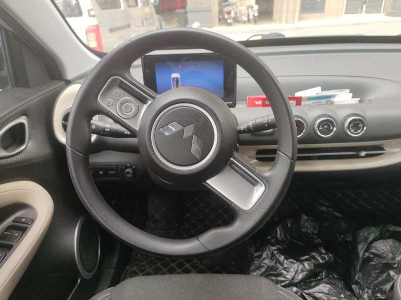 Used Wuling Bingo 2023 203km Light Edition — 2
