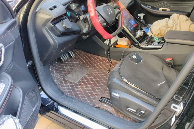 Used Rising MARVEL R 2021 Rear-Drive PRO Edition Left Front Seat