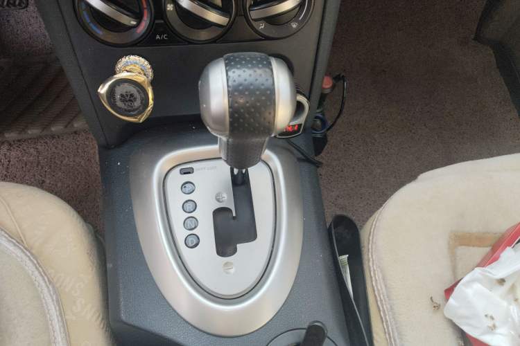 Used Nissan Qashqai 2015 2.0 XL Coolfire CVT 2WD
