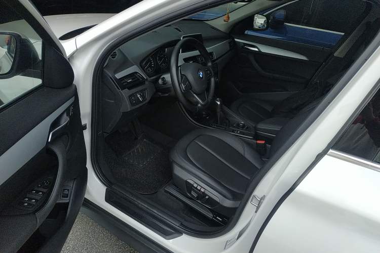 Used BMW X1 2018 sDrive20Li Leading Model