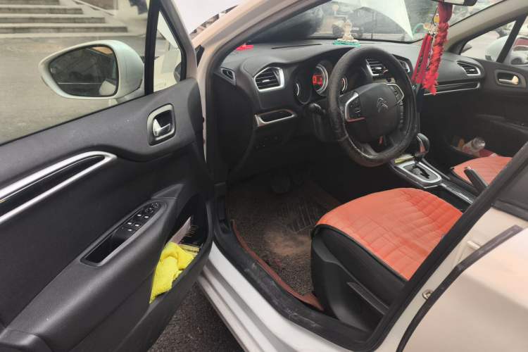 Used Citroen C4L 2014 1.8L Intelligent Drive Automatic Enjoyment Model
