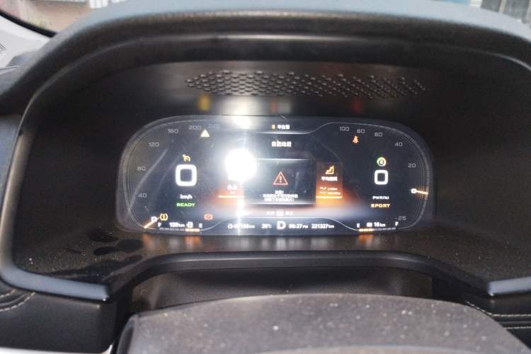 Used Roewe i6 New Energy 2017 45T Hybrid Connect & Smart Enjoyment Edition
