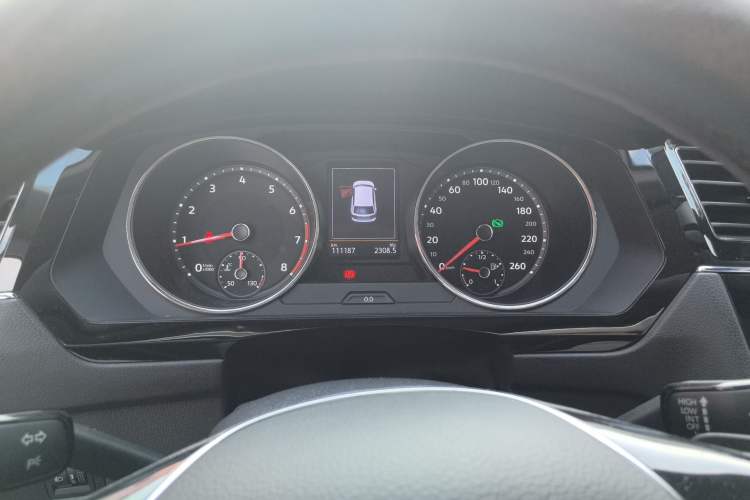 Used Volkswagen Tiguan L 2018 Facelift 330TSI Automatic Two-Wheel Drive Luxury Edition Instrument Cluster