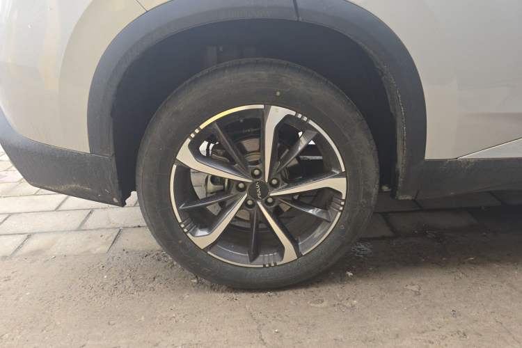 Used Dongfeng Aeolus Mage 2023 DH-i 1.5T Luxury Edition