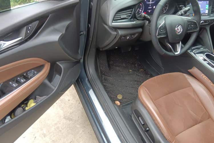 Used Buick Regal 2020 552T Luxury Version Driver Seat