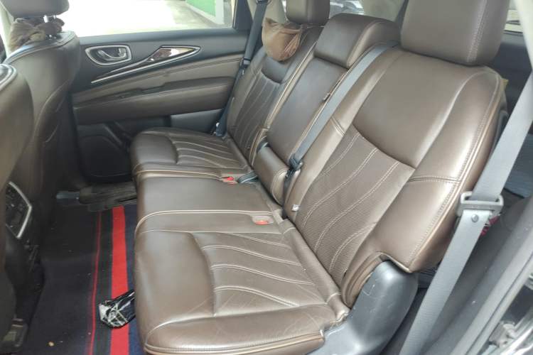 Used Infiniti QX60 2014 2.5 S/C Hybrid Two-Wheel Drive Excellence Edition
