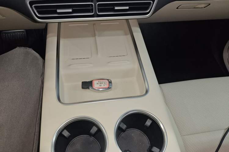 Used Li Auto L8 2025 Max Smart Refresh Edition
