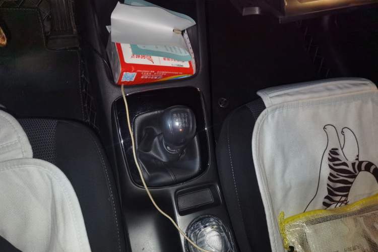 Used Kia K3 2016 1.6L Manual GL Gear Lever