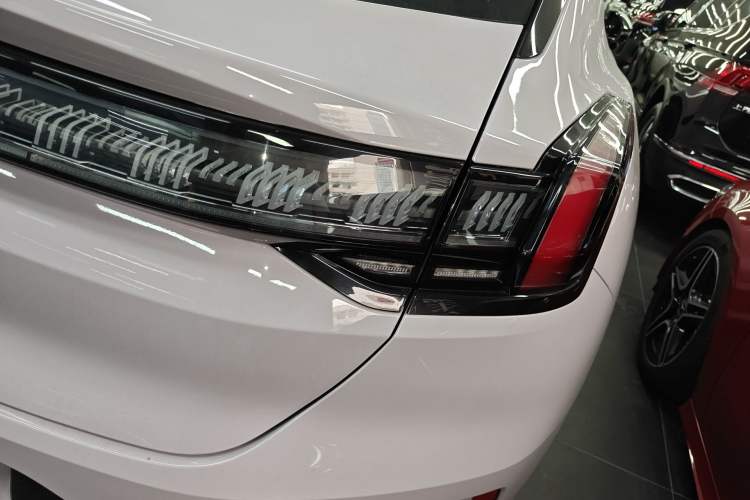 Used Zeekr 001 2023 WE Edition 100 kWh
