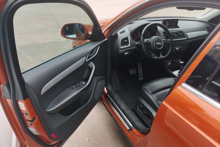 Used Audi Q3 2015 35 TFSI Comfort Model