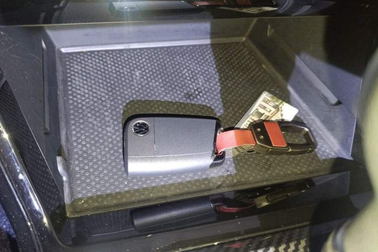 Used Volkswagen Passat 2026 Model, Outstanding 380TSI Longteng Edition Vehicle Key