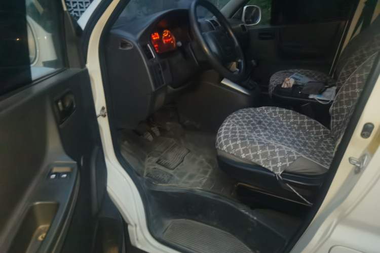 Used Jinbei Express 2019 2.0L Standard Version China VI 1TZS