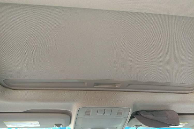 Used Buick GT 2012 GT 1.8L Automatic Fashionable Leather Edition
