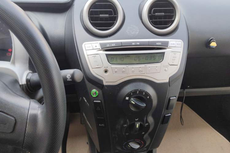 Used BYD F0 2015 1.0L XuanKu Model Audio And AC Panel