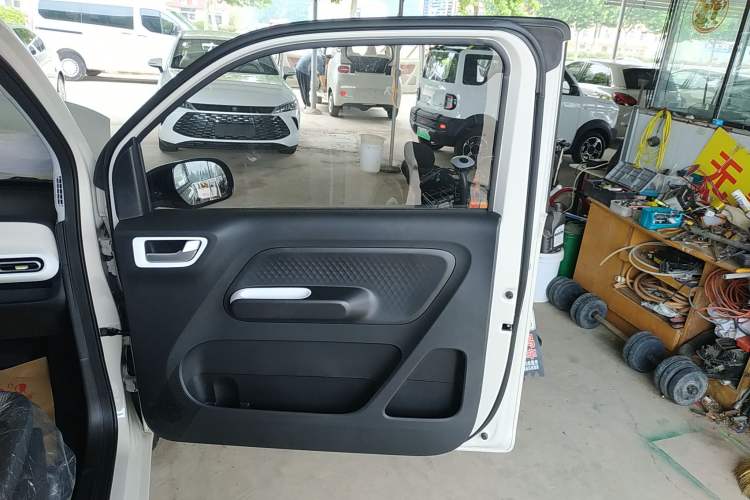 Used Wuling Hongguang MINIEV 2024 3rd Generation 215km Youth Edition