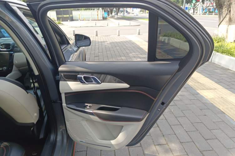 Used Lynk & Co 02 2018 1.5T DCT Two-Wheel Drive Zhaopu Version China V Standard