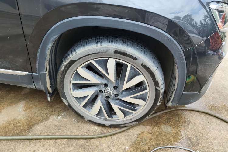 Used Volkswagen Tayron 2024 300TSI Two-Wheel-Drive Luxury Plus Advanced Version
