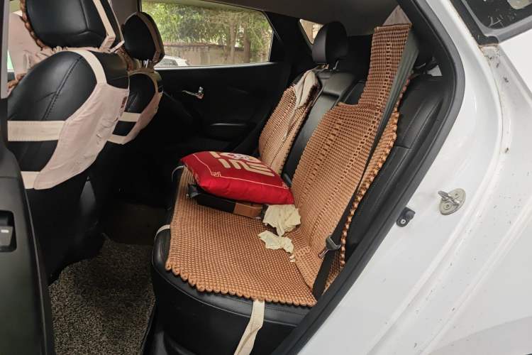 Used Hyundai ix35 2015 2.0L Automatic 2WD Smart Type China IV