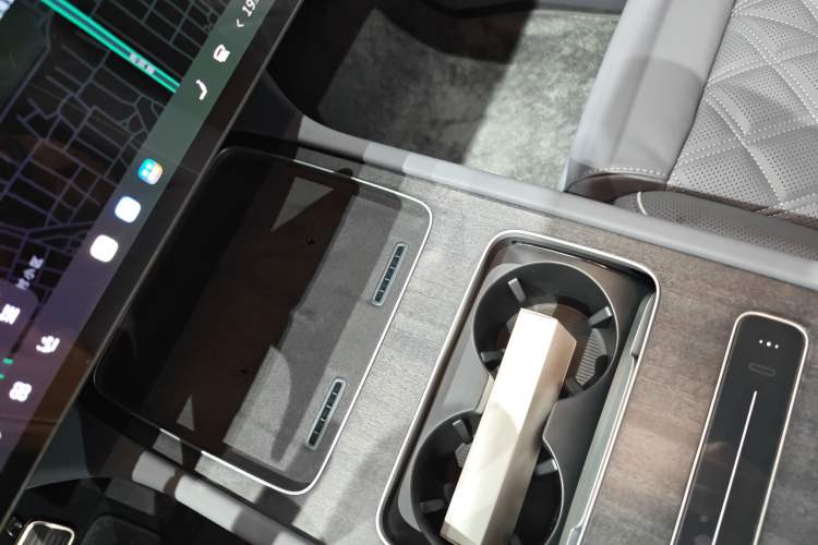 Used Nio ES8 2026 Model 6-seat Executive Luxury Edition Interior 1