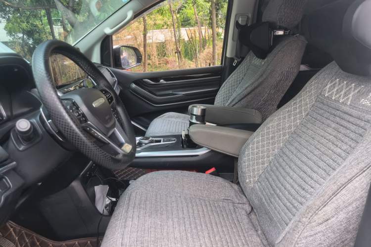 Used SAIC MAXUS G20 2020 2.0T Gasoline Automatic Luxury Edition Left Front Seat