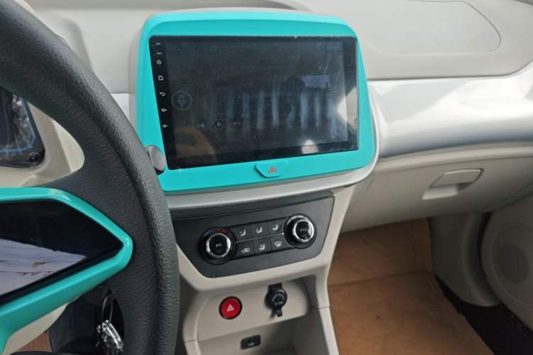 Used JMEV Xiao Qilin 2024 201km Comfort Version Audio And AC Panel