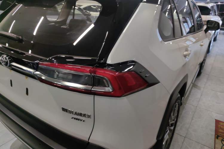 Used Toyota Wildlander 2023 2.0L CVT Four-Wheel Drive Luxury PLUS Edition