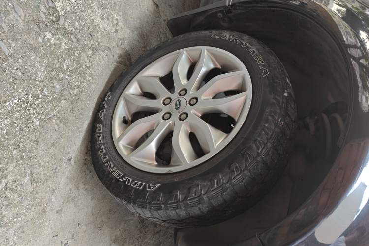 Used Land Rover Freelander 2 2011 3.2L i6 HSE Gasoline Edition