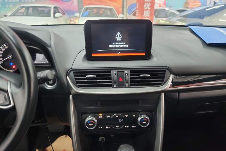 Used Mazda CX-4 2018 2.0L Automatic 2WD Blue Sky Exploration Edition China VI Standard
