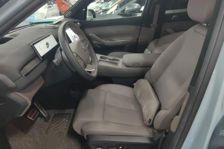 Used Nio ES7 2022 75 kWh Left Front Seat