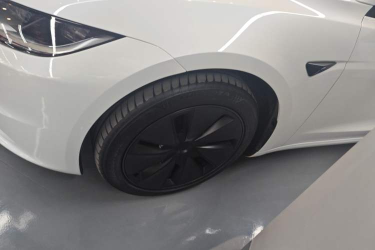 Used Tesla Model 3 2025 Rear-Wheel-Drive Version Left Front Wheel Hub