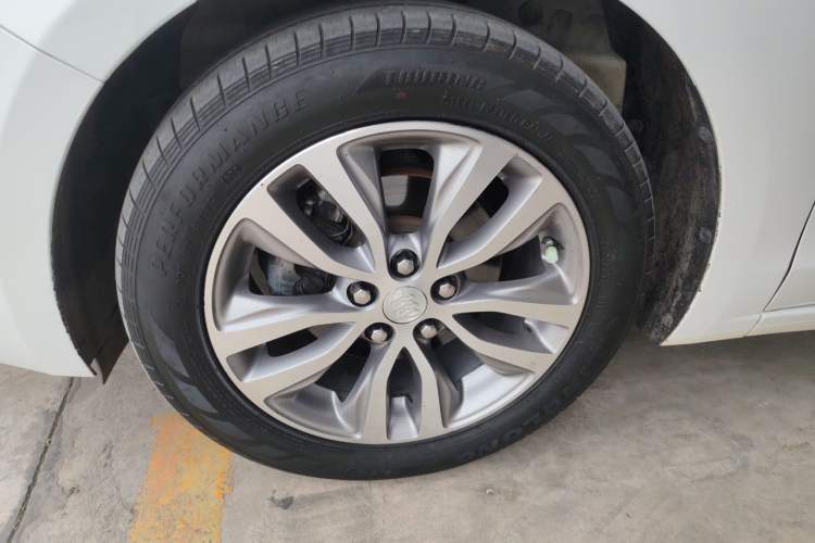 Used Buick GT 2018 18T Automatic Flagship Model