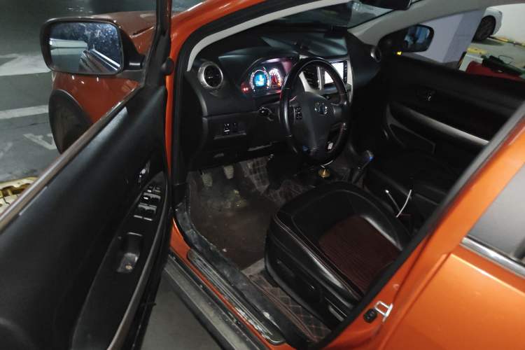 Used Great Wall M4 2012 1.5L Manual Luxury Version
