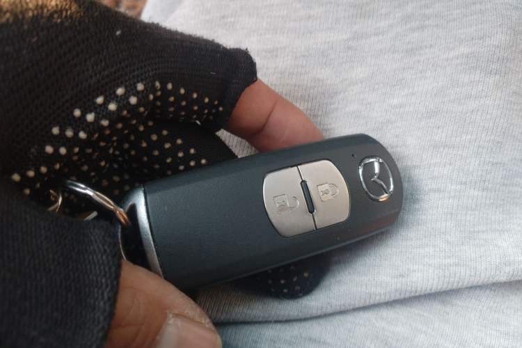 Used Mazda CX-5 2015 2.0L Automatic Two-Wheel Drive Urban Version