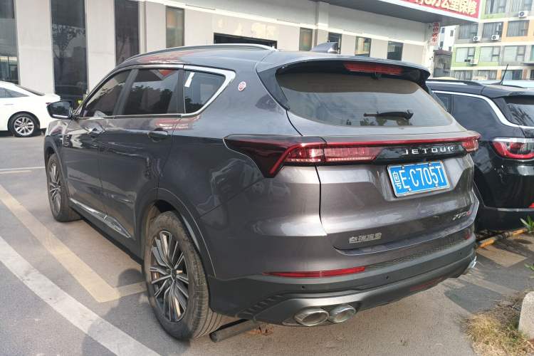 Used JETOUR X70 PLUS 2023 1.6T DCT Stronger 5-Seater
