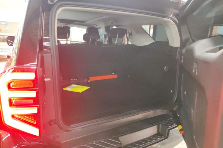 Used Tank 400 New Energy 2024 Hi4-T Off-Road Edition Trunk