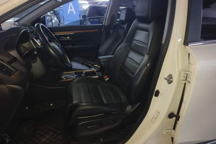 Used Honda CR-V 2021 240TURBO CVT 2WD Fashion Edition
