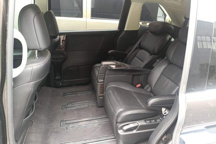 Used Honda Elysion 2016 2.4L Luxury Edition