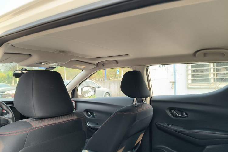 Used Nissan Lannia 2019 1.6L Manual Cool Edition China VI Headliner