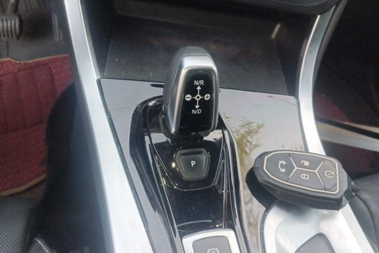 Used Lynk & Co 01 2019 2.0T Two-Wheel-Drive Pro Version China V Standard
